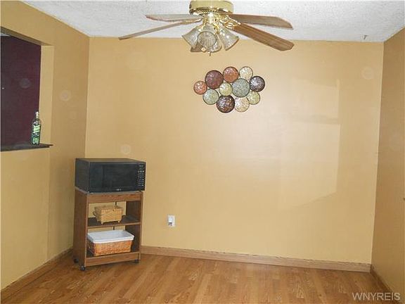 4th image of 117 Forestal Dr