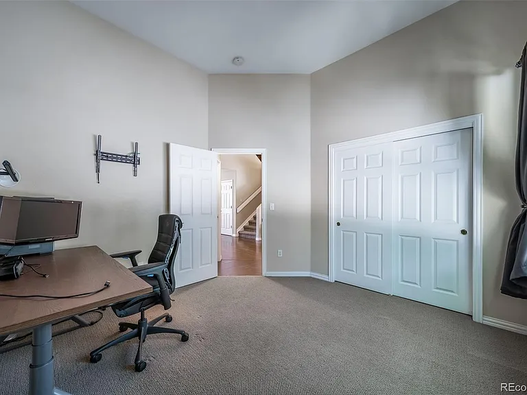 1011 S Valentia St #81 — Photo 11
