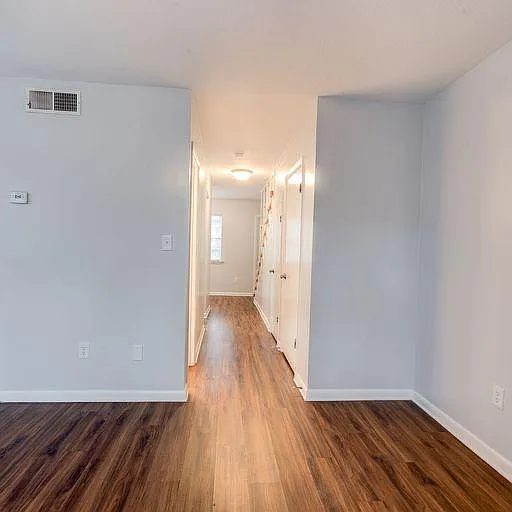 2 bed / 1.5 bath