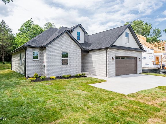 3rd image of 110 Tsuhdatsi Way Lot 5