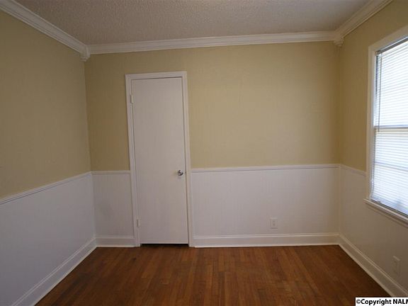 2nd image of 4319 Arlington Ct NW
