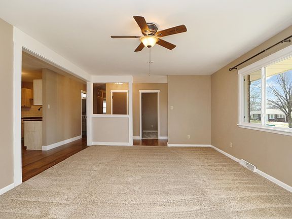 4th image of 1728 Cassell Rd