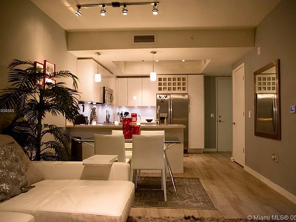 2nd image of 999 SW 1st Ave APT 2110