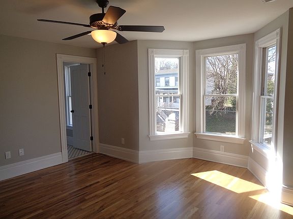 3rd image of 617 1/2 N 23rd St