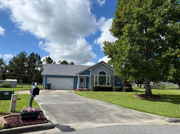 3810 Ridgemere Dr