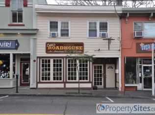 18 Main St, Warwick, NY 10990
