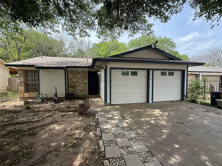 7316 Lake Charles Dr — Photo 2