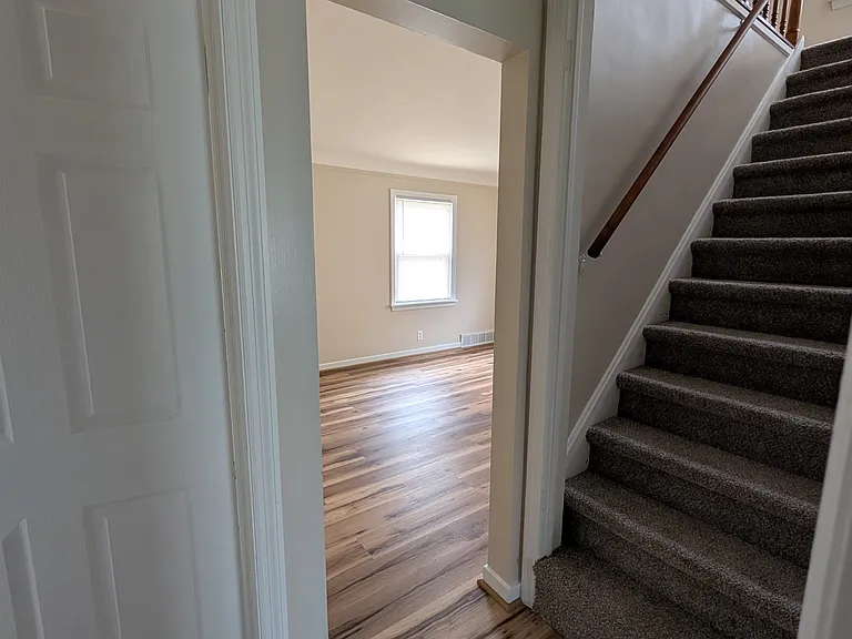 807 Thurman St — Photo 8