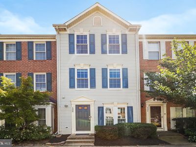 4226 Wheeled Caisson Sq, Fairfax, VA, 22033