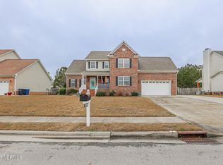 402 Westmont Rd, Jacksonville, NC 28540