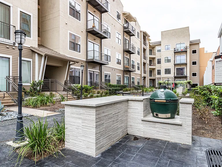 Outdoor Grilling Area