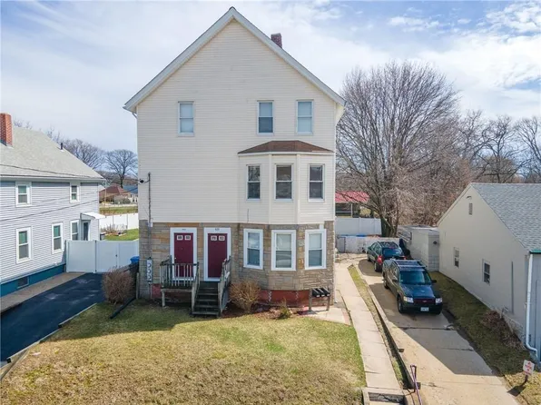 835 Smithfield Ave, Lincoln, RI 02865