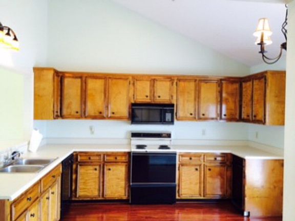 5th image of 308 Driftwood Dr Unit C