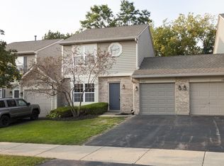 1420 W Split Oak Cir, Round Lake Beach, IL
