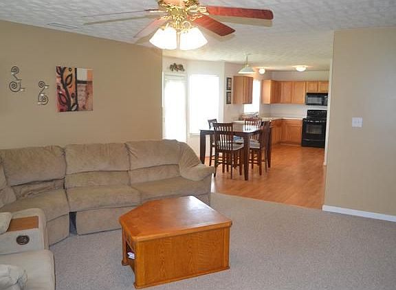 3rd image of 6422 Kentstone Dr