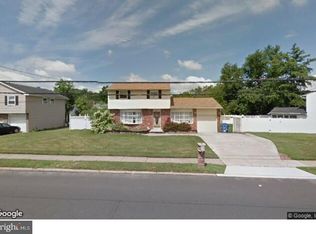 748 Cooperlanding Rd, Cherry Hill, NJ 08002