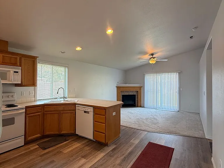 4603 Messara Ln — Photo 7