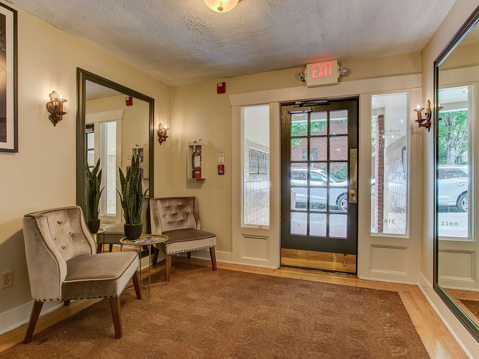 Nordel Apartments — Photo 3