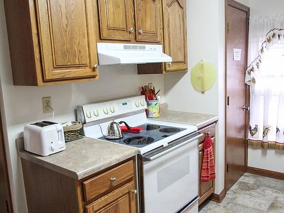 3rd image of 514 Warrington Ave