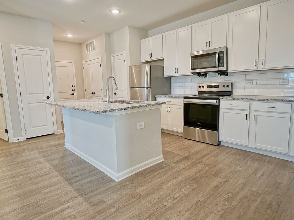 1st image of 1000 Aiken Dr #1201