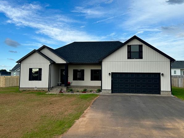111 Planters Way