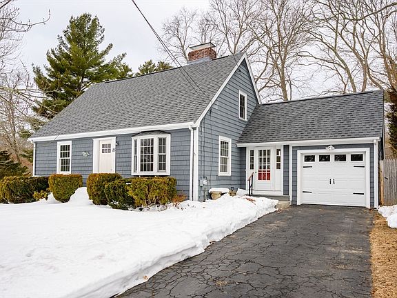 2nd image of 25 Bayberry Ln