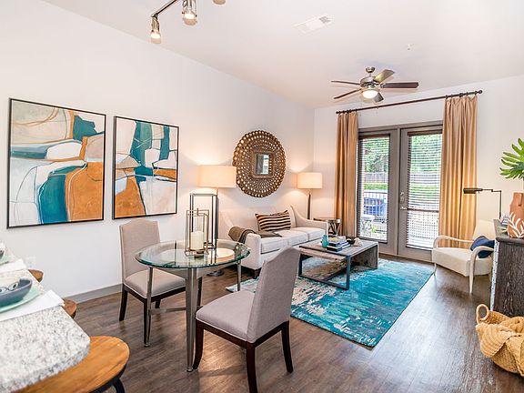5th image of 13411 Briar Forest Dr #4033