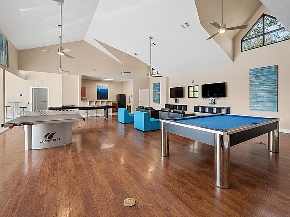 3rd image of 3205 NW 83rd St #2-637740