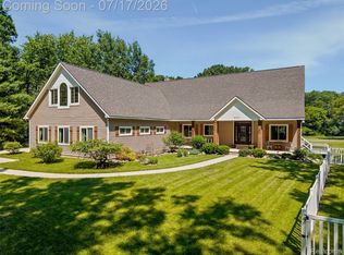 8250 Rattalee Lake Rd, Clarkston, MI 48348