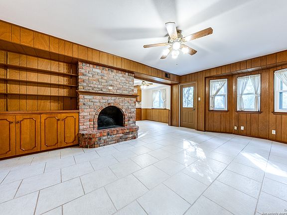 5th image of 11702 SANDMAN ST