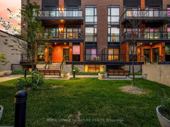 5289 Highway 7 #D-603, Vaughan, ON L4L 1T4