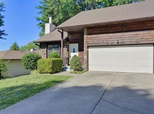 4451 S Robberson Ave, Springfield, MO 65810