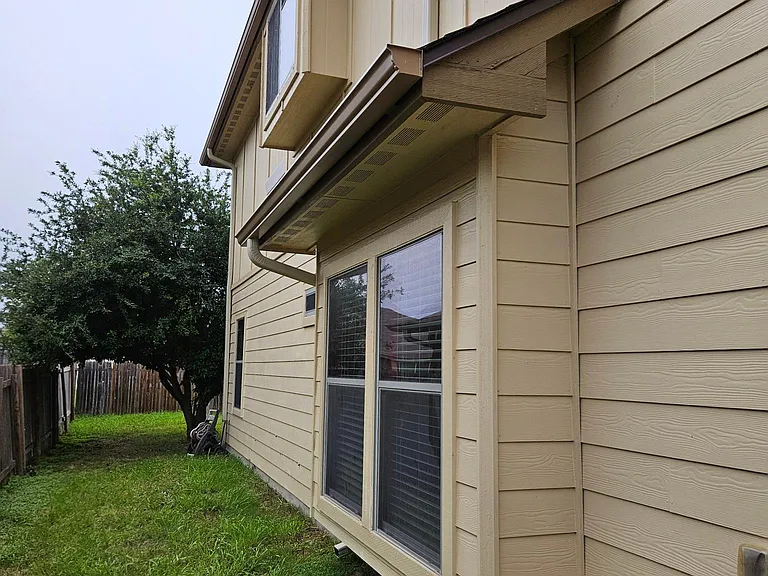 12836 Carillon Way — Photo 37