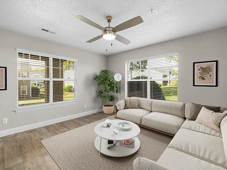 Stonebrook Apartments