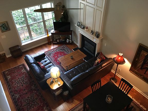4th image of 125 Kenninghall Ct SE