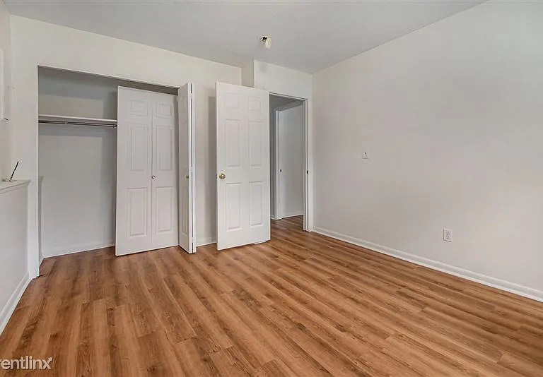 1651 Dicken Dr — Photo 8