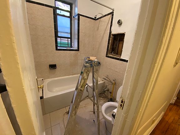 4th image of 43-35 44th St #1C