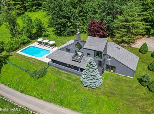 44 Prospect Hill Rd, Stockbridge, MA 01262