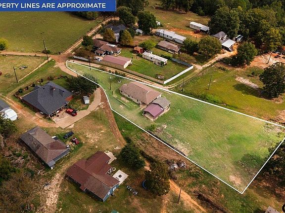 2nd image of 9159 Cedar Ridge Dr