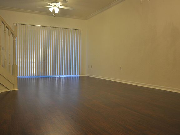 5th image of 4341 NW 49th St APT 103