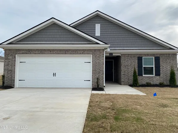 5347 Willow Oak Dr, Horn Lake, MS 38637