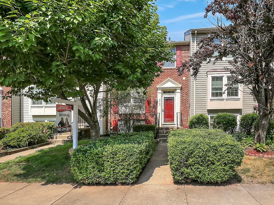 1st image of 5722 Croatan Ct