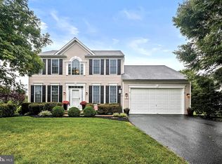 301 Longbow Rd, Mount Airy, MD 21771