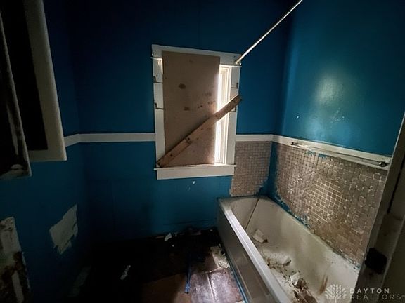 5th image of 126 S Kilmer St