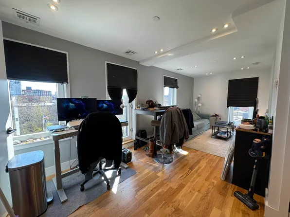 1079 Fulton Street image 1 of 6