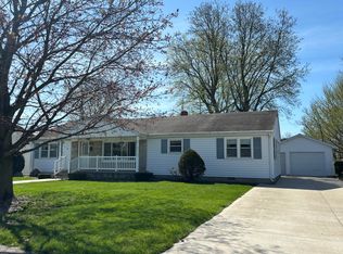 613 E Thompson St, Rensselaer, IN 47978