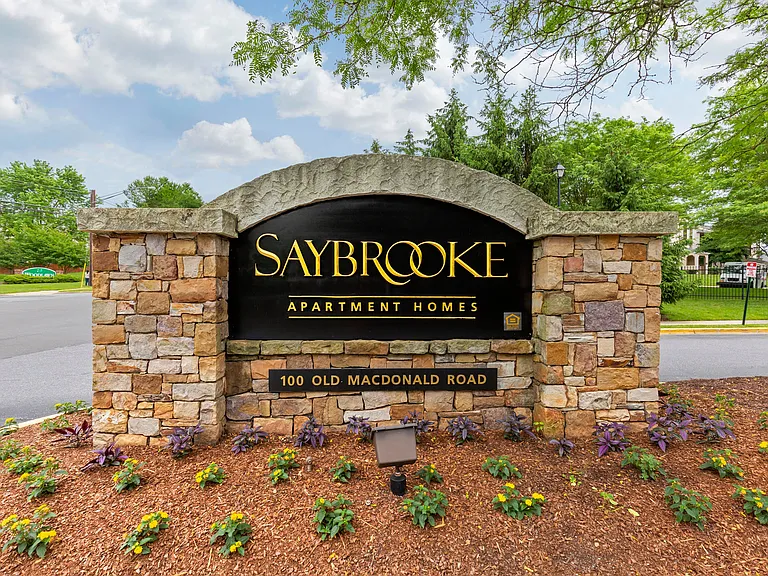 Saybrooke Apartments — Photo 11