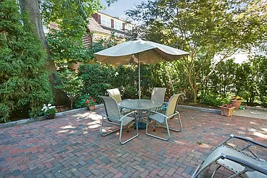 Sold by Madeleine Realty Ltd.