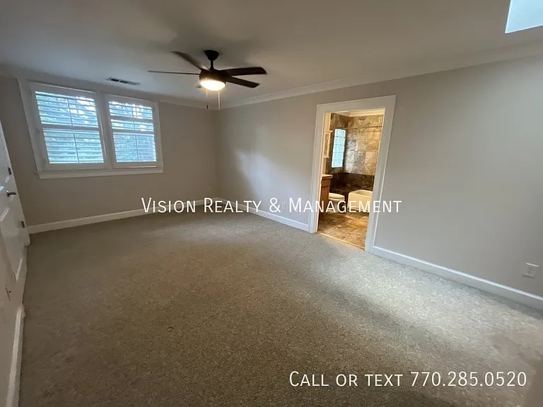 977 Cummings St SE — Photo 29