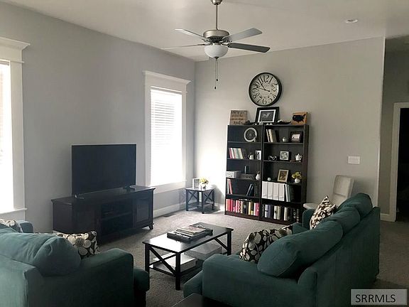 3rd image of 5158 E Nelson Drive